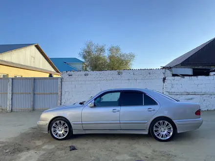 Mercedes-Benz E 320 1999 года за 5 000 000 тг. в Кызылорда – фото 17