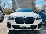 BMW X5 2021 года за 36 000 000 тг. в Алматы – фото 3