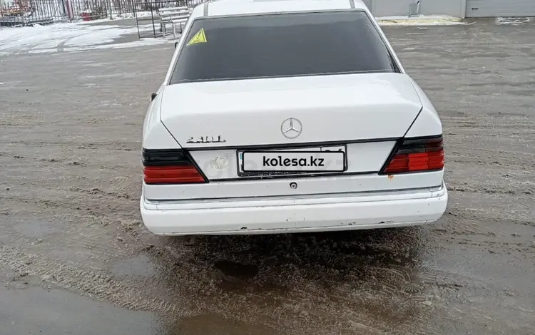 Mercedes-Benz E 230 1990 годаfor1 300 000 тг. в Актобе