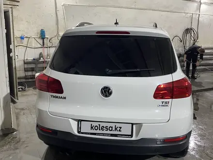 Volkswagen Tiguan 2015 года за 7 500 000 тг. в Павлодар – фото 4