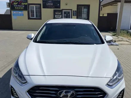 Hyundai Sonata 2019 года за 9 500 000 тг. в Атырау – фото 3