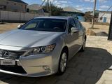Lexus ES 300h 2014 годаүшін8 500 000 тг. в Актау – фото 3