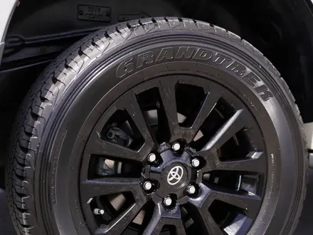 Toyota Land Cruiser Prado 2021 года за 36 000 000 тг. в Астана – фото 11