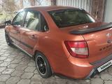 ВАЗ (Lada) Granta 2190 2015 года за 3 500 000 тг. в Алматы – фото 4