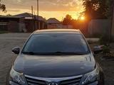 Toyota Avensis 2012 года за 7 350 000 тг. в Семей