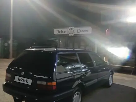 Volkswagen Passat 1991 года за 1 800 000 тг. в Шымкент – фото 6