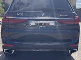 BMW X7 2022 года за 39 000 000 тг. в Астана – фото 2