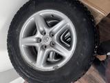 Комплект шин goodyear с дисками 5х114.3үшін150 000 тг. в Астана – фото 4
