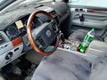 Volkswagen Touareg 2003 года за 3 800 000 тг. в Астана – фото 8