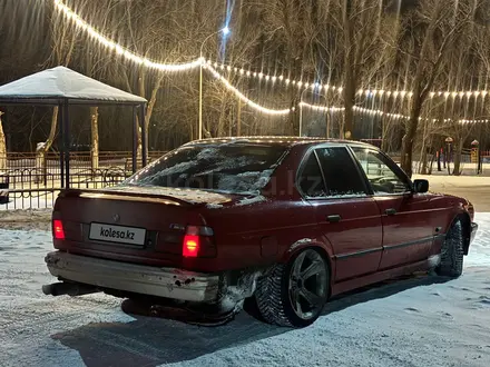 BMW 525 1991 года за 1 900 000 тг. в Караганда – фото 2