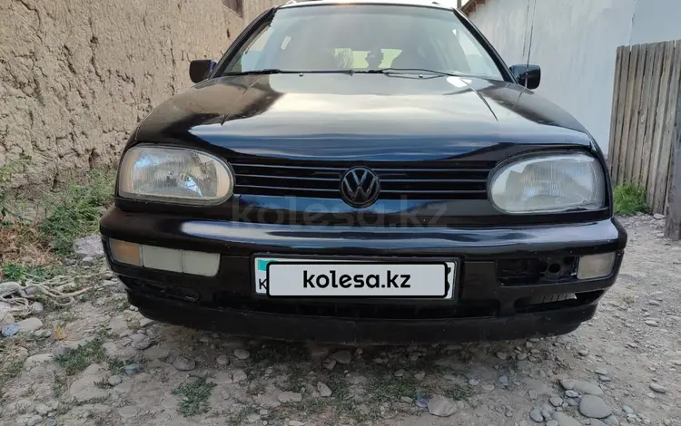 Volkswagen Golf 1997 годаfor1 300 000 тг. в Туркестан