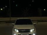 ВАЗ (Lada) Granta 2190 2015 годаүшін2 500 000 тг. в Атырау