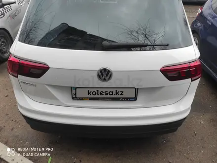 Volkswagen Tiguan 2018 года за 10 700 000 тг. в Кызылорда – фото 2