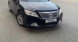 Toyota Camry 2013 года за 8 000 000 тг. в Алматы – фото 2