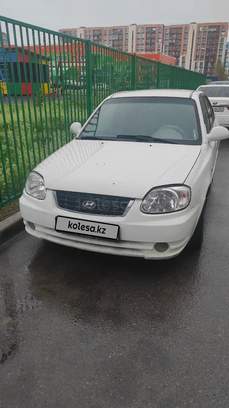 Hyundai Accent, 2004