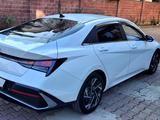 Hyundai Elantra 2023 года за 7 500 000 тг. в Алматы – фото 5
