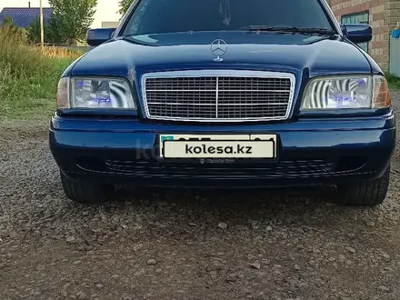 Mercedes-Benz C 220 1995 года за 3 100 000 тг. в Астана