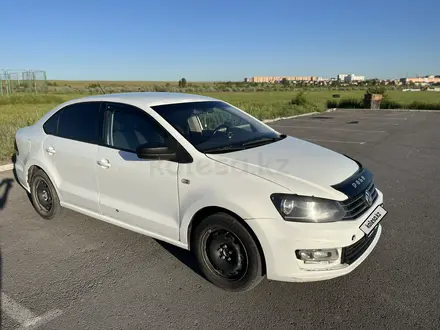 Volkswagen Polo 2015 года за 4 150 000 тг. в Караганда – фото 2