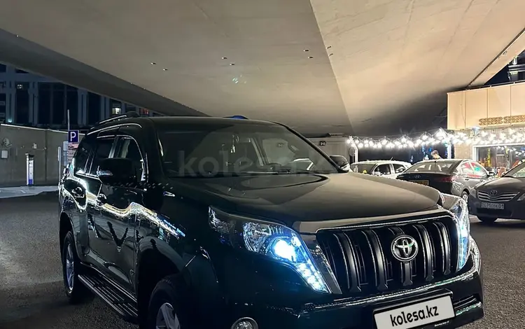 Toyota Land Cruiser Prado 2017 года за 19 900 000 тг. в Астана