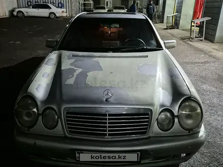 Mercedes-Benz E 430 1997 года за 3 000 000 тг. в Астана