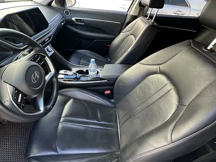 Hyundai Sonata 2019 года за 8 900 000 тг. в Астана – фото 2