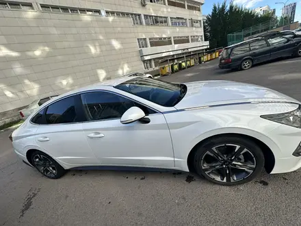 Hyundai Sonata 2019 года за 8 900 000 тг. в Астана – фото 5