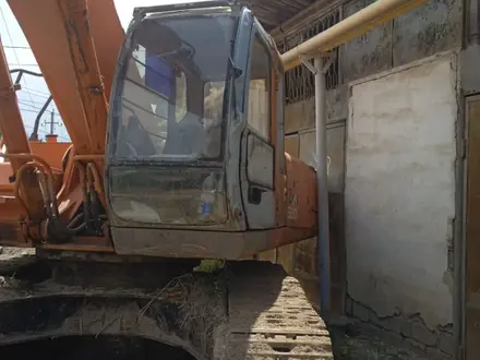 Hitachi  Hitachi ZX330 Экскаватор гусеничный Япония 2002 года за 15 000 000 тг. в Шымкент – фото 2