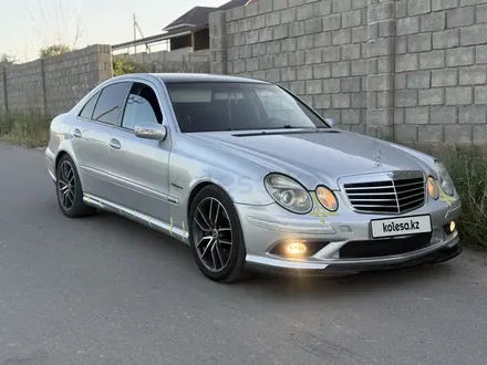 Mercedes-Benz E 55 AMG 2003 года за 7 500 000 тг. в Шымкент – фото 17