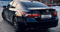 Toyota Camry 2022 годаүшін13 500 000 тг. в Алматы – фото 4