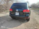 Volkswagen Touareg 2004 года за 5 200 000 тг. в Алматы – фото 5