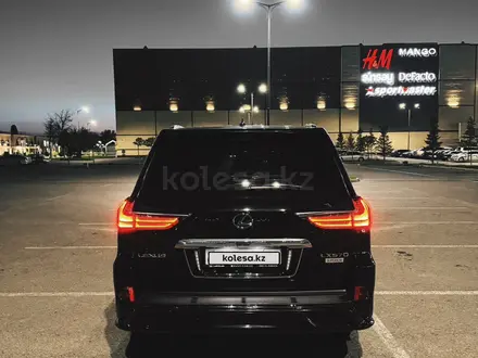 Lexus LX 570 2017 года за 45 000 000 тг. в Алматы – фото 17