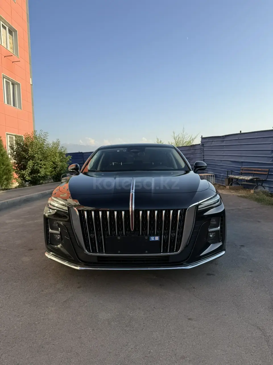 Hongqi H5, 2024