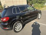 Volkswagen Tiguan 2011 года за 6 500 000 тг. в Алматы – фото 4