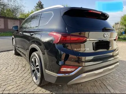 Hyundai Santa Fe 2019 года за 14 100 000 тг. в Тараз – фото 3