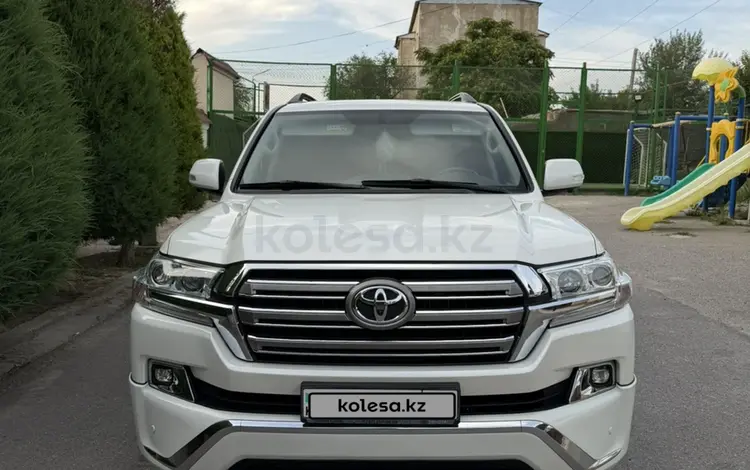 Toyota Land Cruiser 2017 года за 35 000 000 тг. в Шымкент