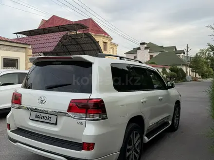Toyota Land Cruiser 2017 года за 35 000 000 тг. в Шымкент – фото 6