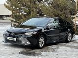 Toyota Camry 2019 года за 13 000 000 тг. в Алматы – фото 3