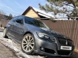 BMW 320 2008 года за 4 500 000 тг. в Алматы