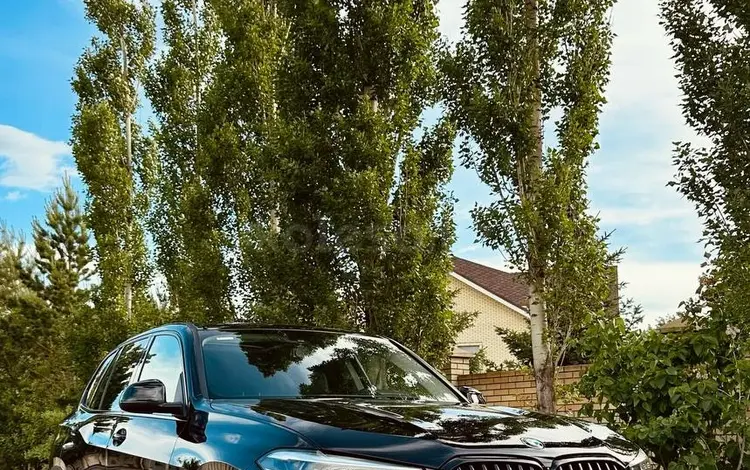 BMW X5 2019 года за 28 000 000 тг. в Астана