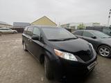 Toyota Sienna 2017 года за 12 500 000 тг. в Уральск – фото 4