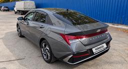 Hyundai Elantra 2023 года за 9 900 000 тг. в Актобе – фото 3