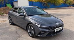 Hyundai Elantra 2023 года за 9 900 000 тг. в Актобе – фото 5