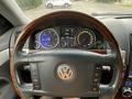 Volkswagen Touareg 2006 годаүшін5 800 000 тг. в Алматы – фото 20