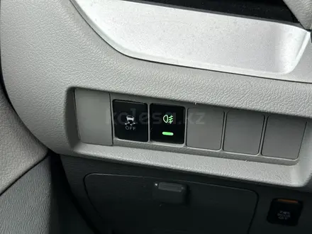 Toyota Sienna 2015 года за 14 000 000 тг. в Атырау – фото 18