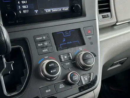 Toyota Sienna 2015 года за 14 000 000 тг. в Атырау – фото 25