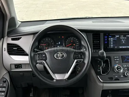 Toyota Sienna 2015 года за 14 000 000 тг. в Атырау – фото 7