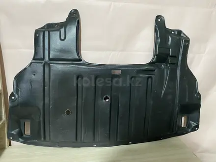 Защита двигателя — Lexus GS300 160-кузов 1997-2005 за 10 000 тг. в Алматы – фото 2