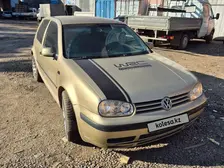 Volkswagen Golf, 2003