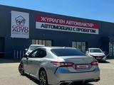 Toyota Camry 2020 года за 12 800 000 тг. в Усть-Каменогорск – фото 4