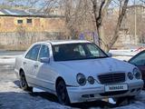 Mercedes-Benz E 240 1999 года за 2 300 000 тг. в Караганда